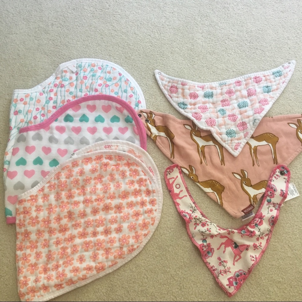 Milkbarn + Aden + Anais bib set